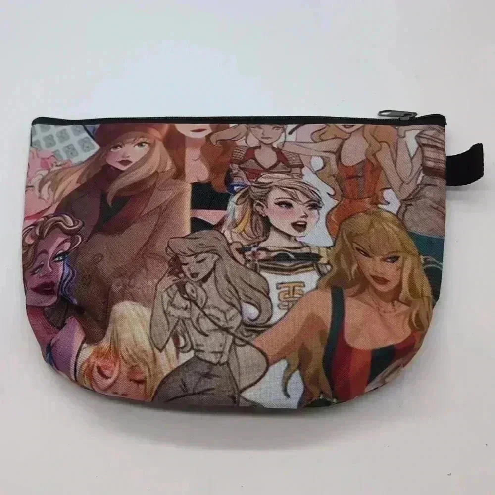 Ladies Taylor Swift makeup Travel/ toothbrush Bag NWOT